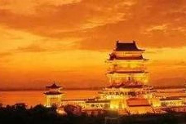 想要准确了解白首如新所对应的生肖及其背后的典故解析