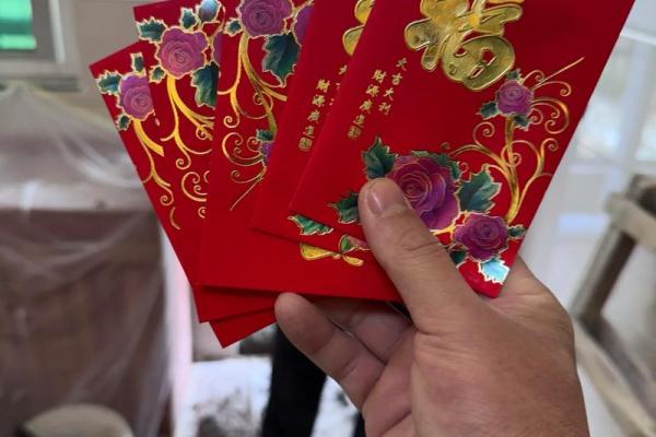 2025年12月安门最佳黄道吉日查询，哪天适合安门装修？
